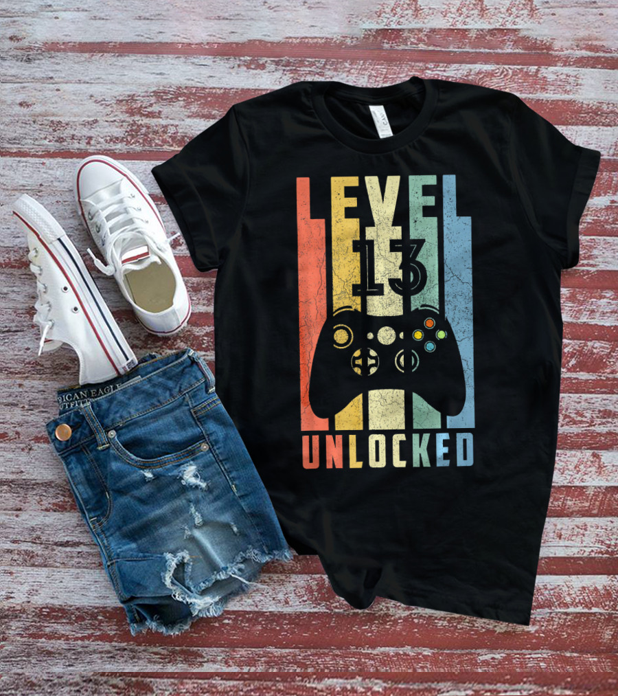 Level 13 Unlocked Video Game Controller Vintage T-Shirt