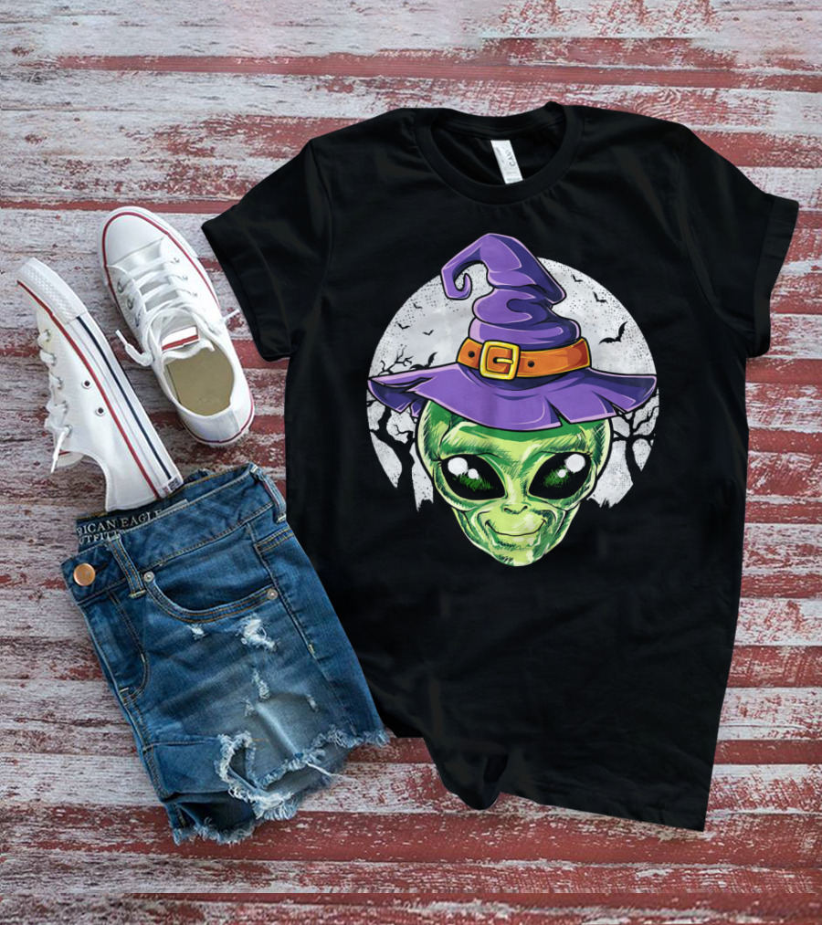 Alien Witch Hat With Moon And Bats T-Shirt