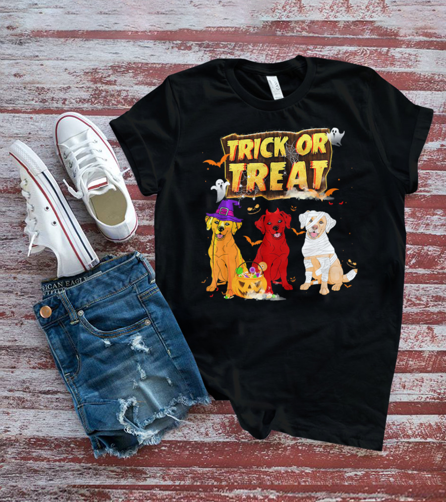 Trick Or Treat Three Labrador Retrievers Halloween Pumpkin Candy Ghosts T-Shirt