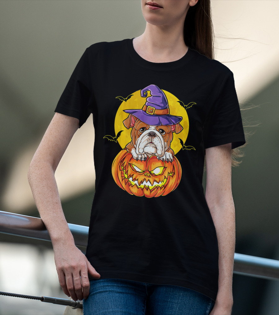 English Bulldog Halloween Witch Pumpkin Moon T-Shirt