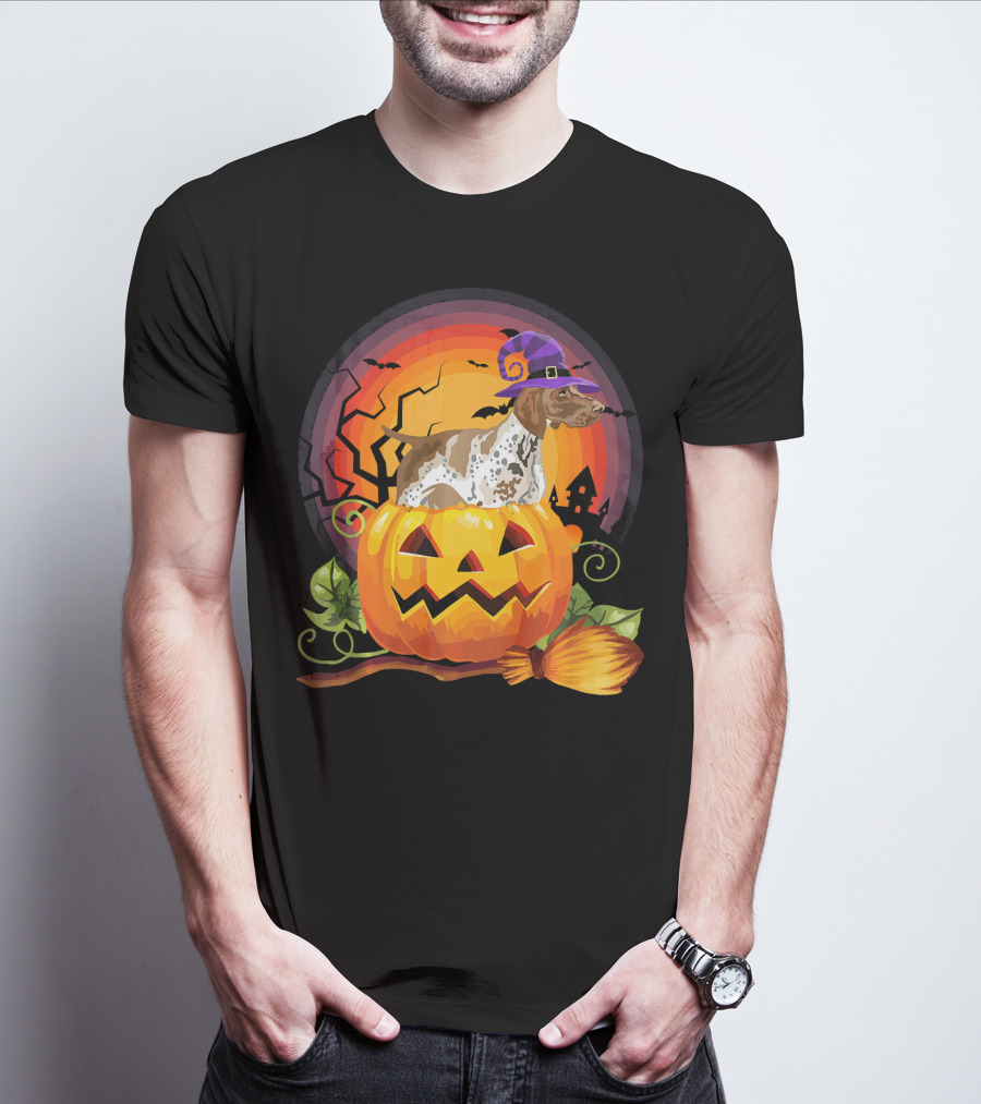 German Shorthaired Pointer Halloween Pumpkin Witch Hat Broomstick T-Shirt