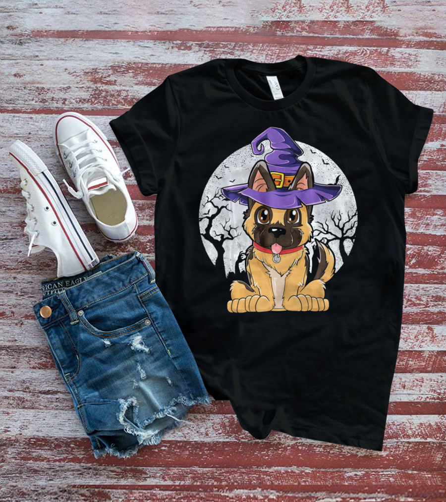 German Shepherd Witch Halloween Moon Background T-Shirt
