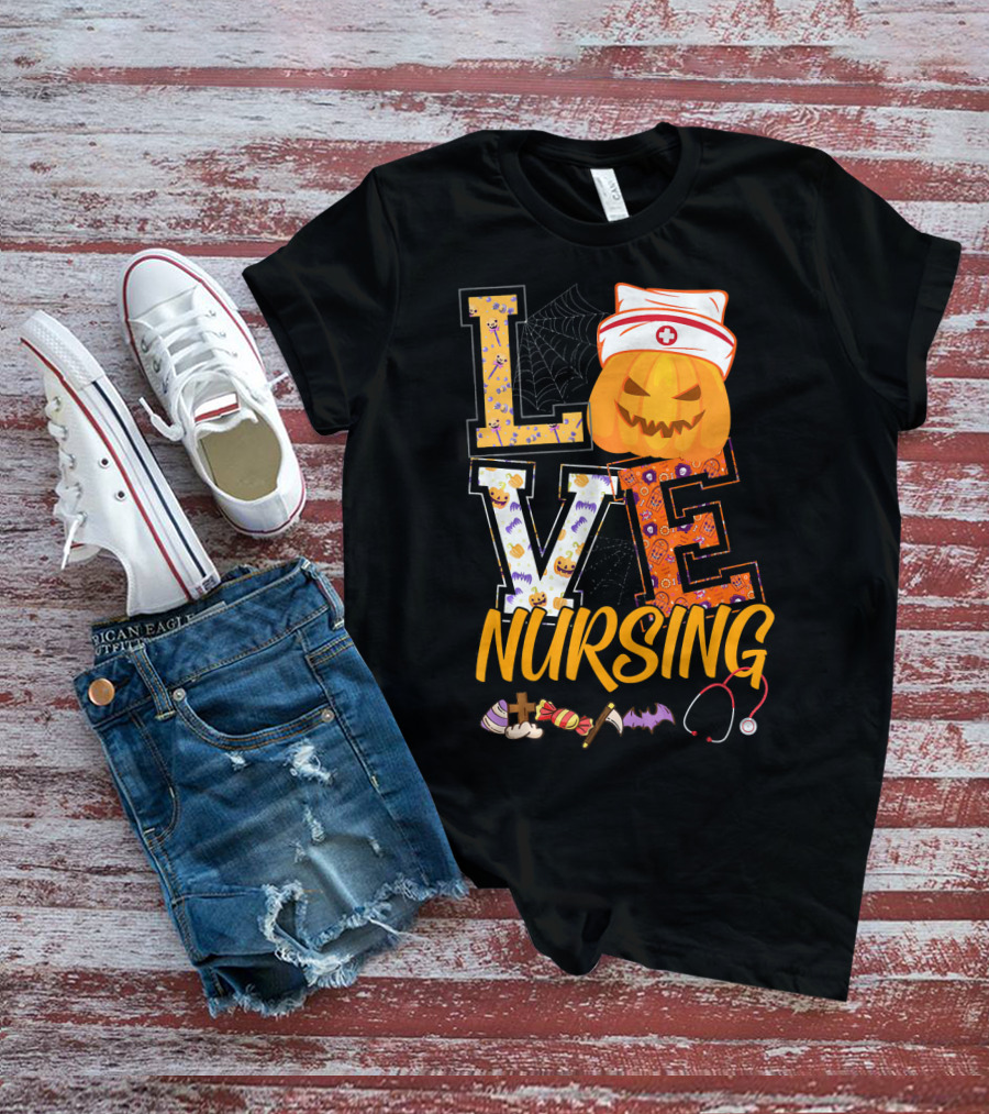 LOVE Nursing Pumpkin Halloween Nurse Stethoscope Spider Web Bat Candy T-Shirt