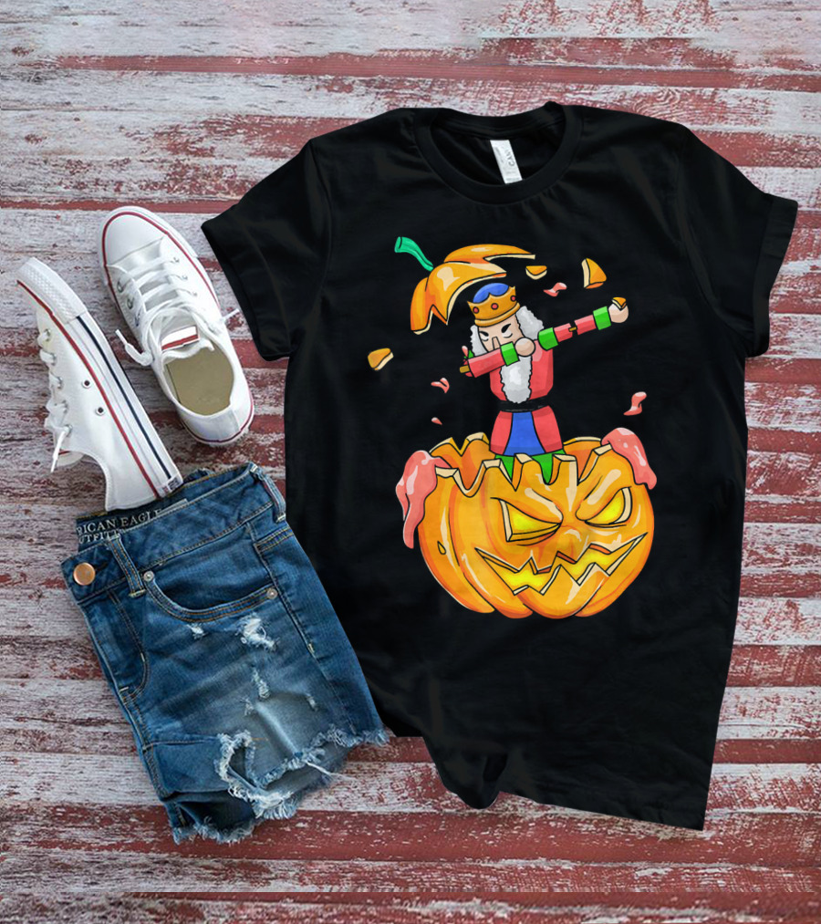 Nutcracker Dabbing On Giant Halloween Pumpkin Fun T-Shirt