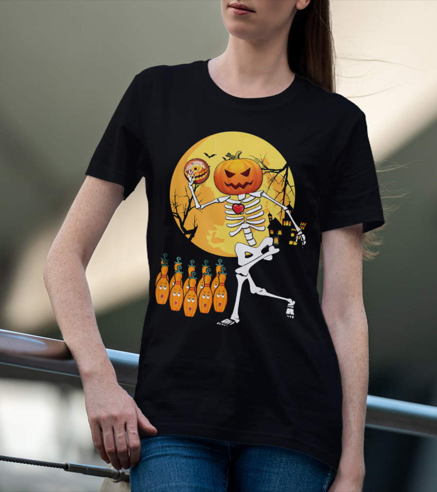 Funny Pumpkin-Headed Bowling Skeleton Halloween Dance T-Shirt