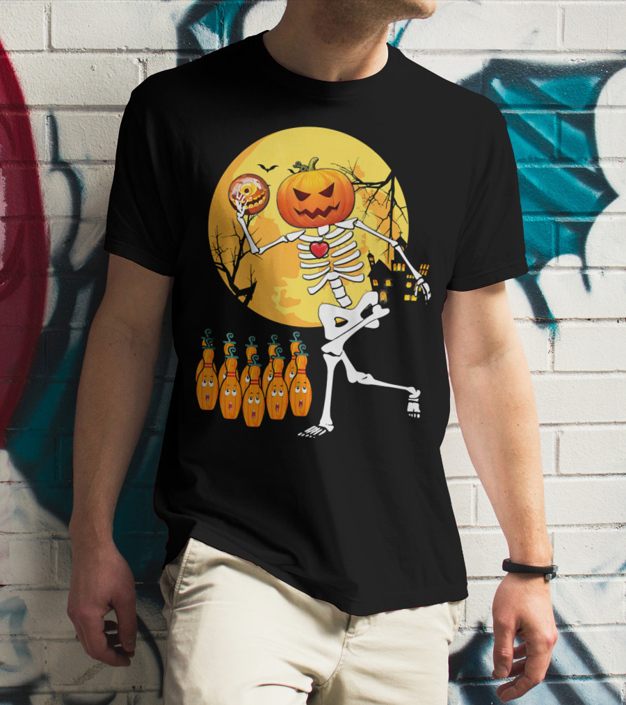 Funny Pumpkin-Headed Bowling Skeleton Halloween Dance T-Shirt
