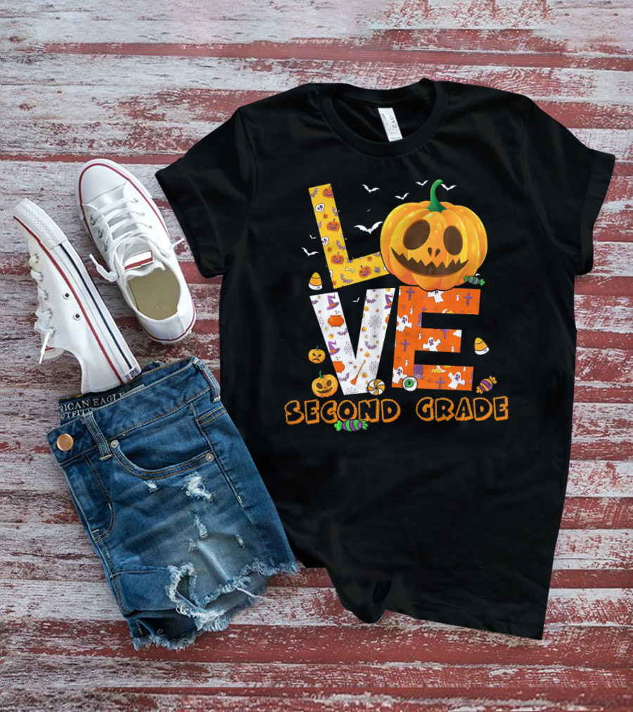 Love Second Grade Funny Halloween Pumpkin Kids T-Shirt