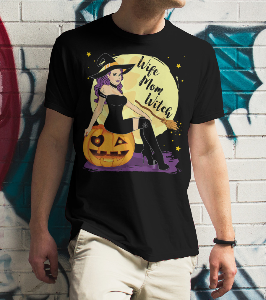 Wife Mom Witch Halloween Women Bro Pumpkin Moon Broomstick T-Shirt