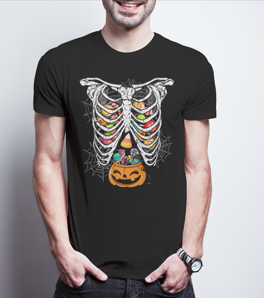 Skeleton Rib Cage X Ray Candy Halloween Pumpkin Fun T-Shirt