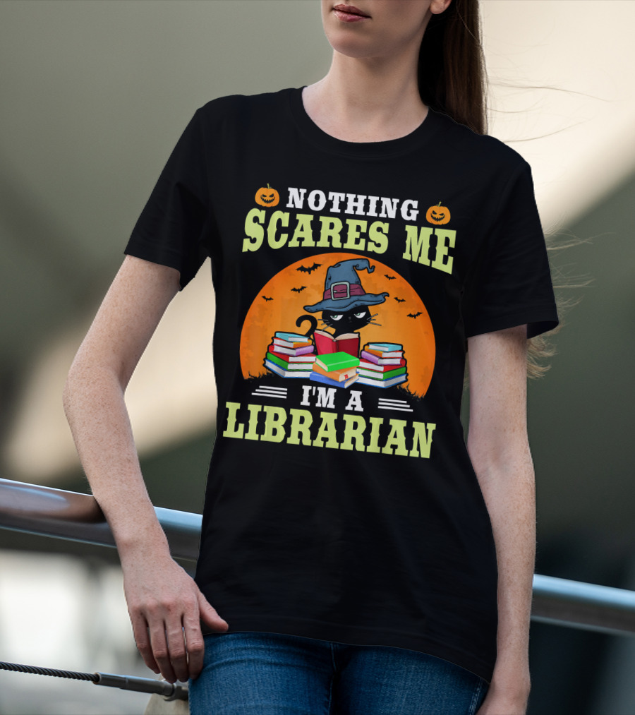 Nothing Scares Me I'm A Librarian Halloween Cat With Books And Witch Hat T-Shirt