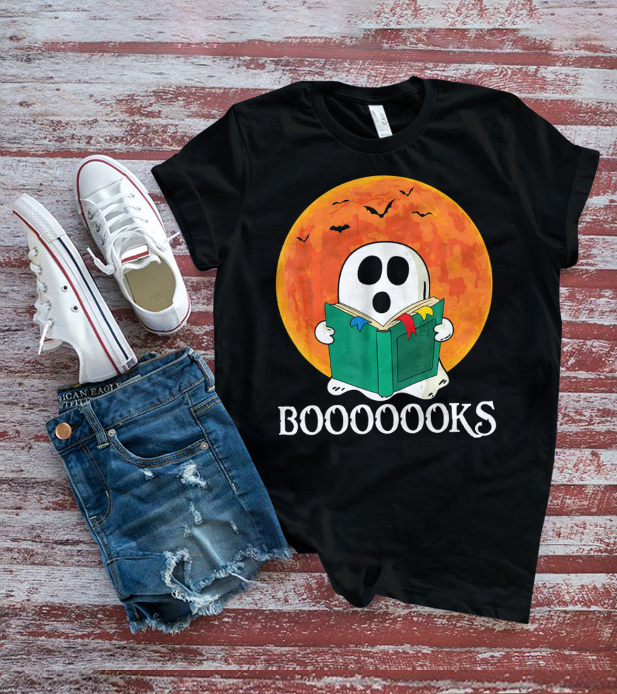 Funny Halloween Booooks Cute Ghost Reading With Full Moon And Bats T-Shirt