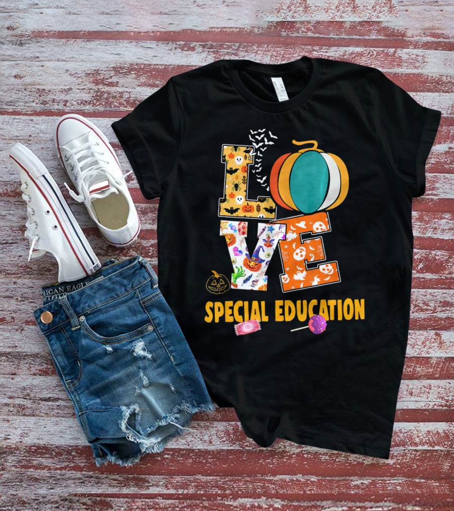 Special Education Love Halloween Pumpkin Candy Teacher T-Shirt