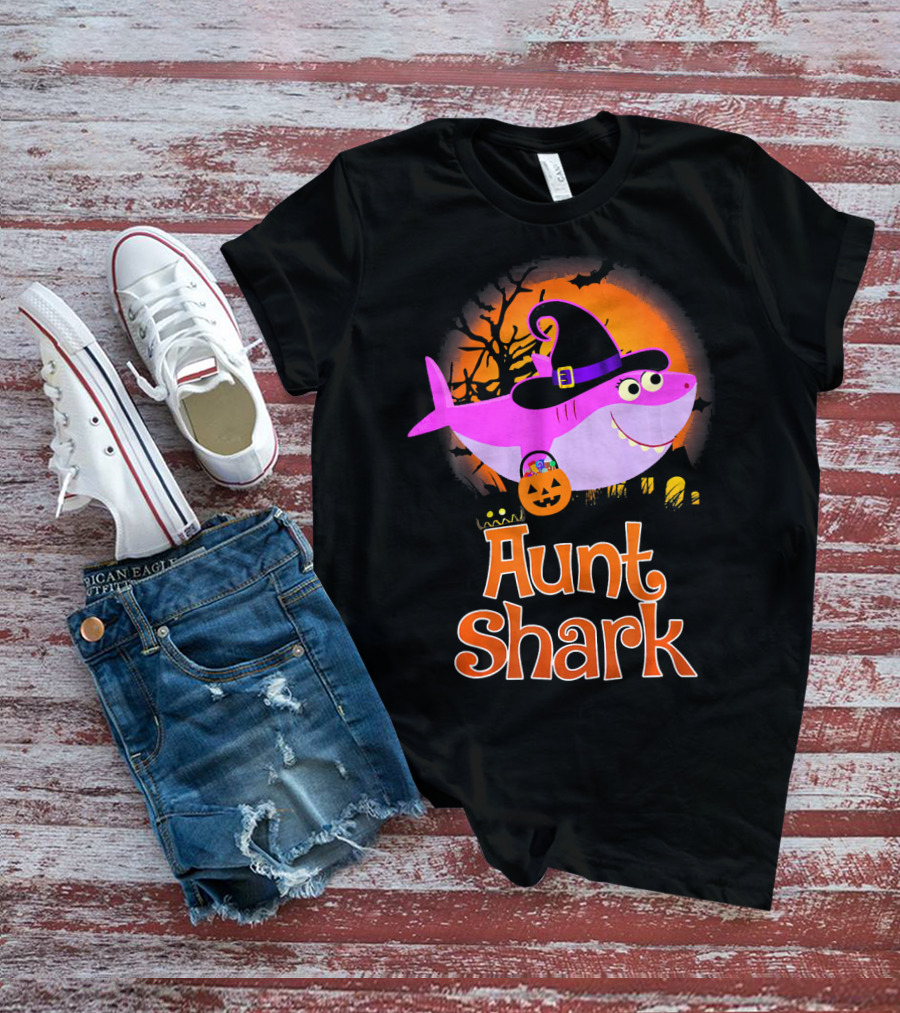 Aunt Shark Halloween Witch With Pumpkin On Orange Full Moon T-Shirt