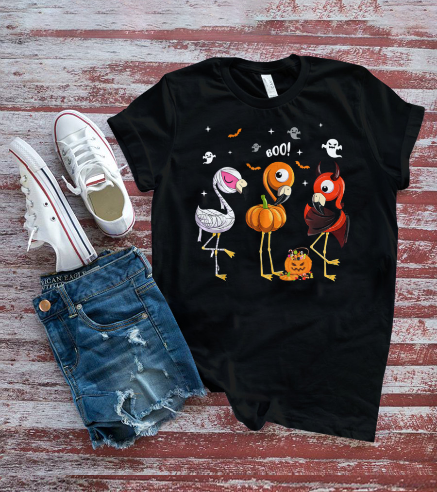 Funny Three Halloween Boo Flamingoes Pumpkin Ghosts T-Shirt