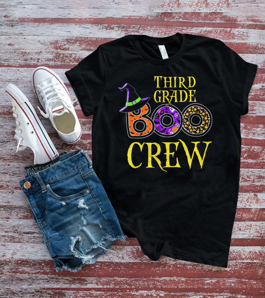 Third Grade Boo Crew Halloween Costume With Witch Hat And Spooky T-Shirt