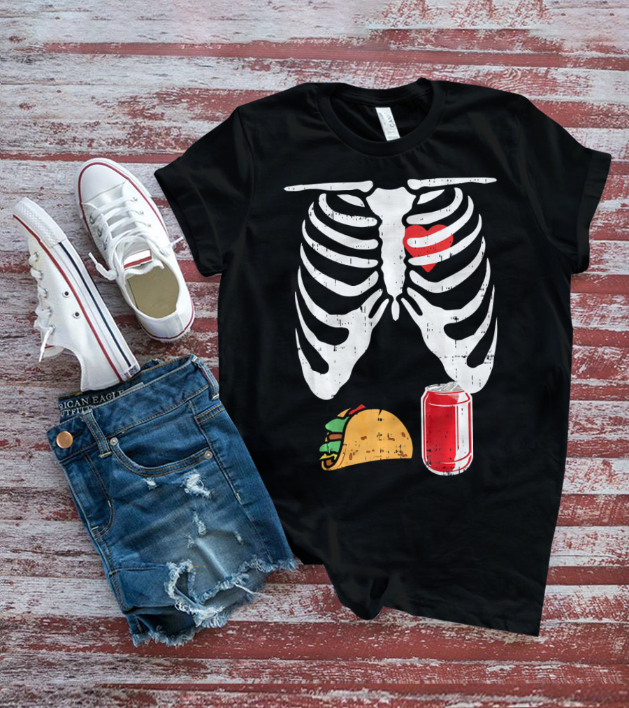Skeleton Ribcage Heart Taco Beer Can Xray T-Shirt