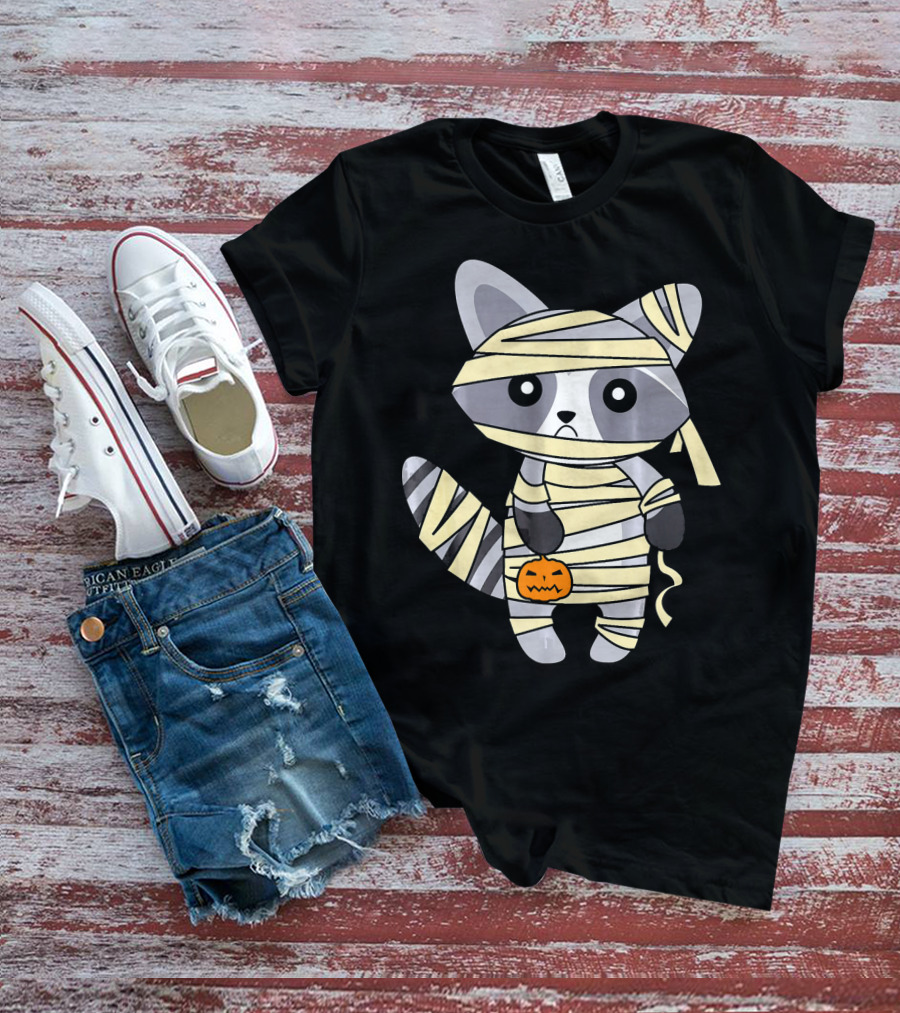 Mummy Raccoon Halloween With Jack-O'-Lantern T-Shirt