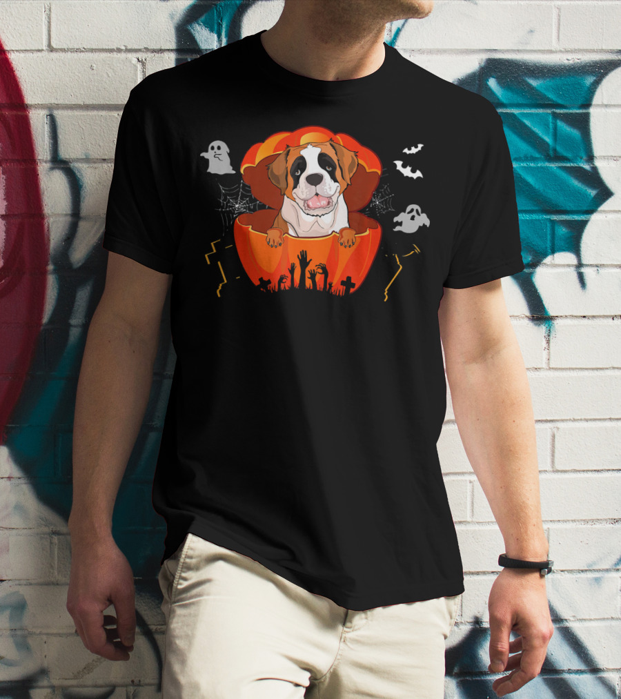 St Bernard Dog In Pumpkin With Ghosts And Bats For Halloween T-Shirt