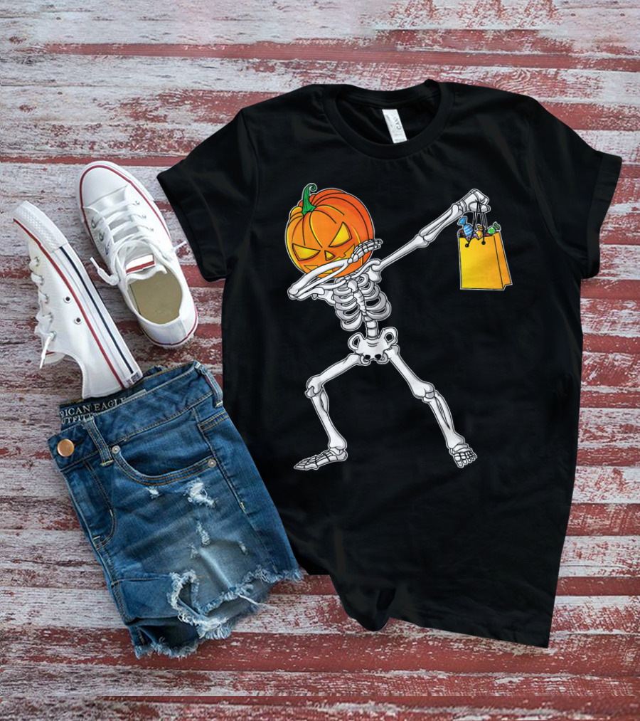 Halloween Kids Pumpkin Skeleton Dabbing With Candy Bag T-Shirt