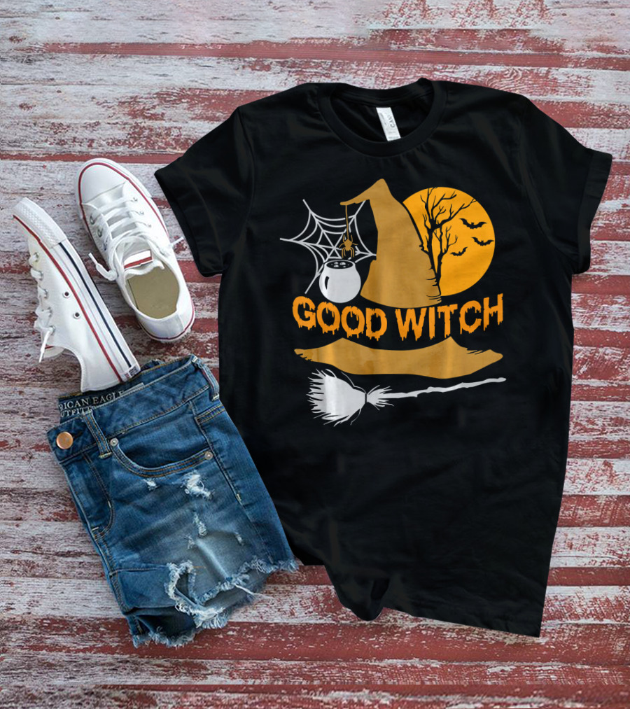 Good Witch Halloween Hat Broomstick Cauldron Bats Moon T-Shirt