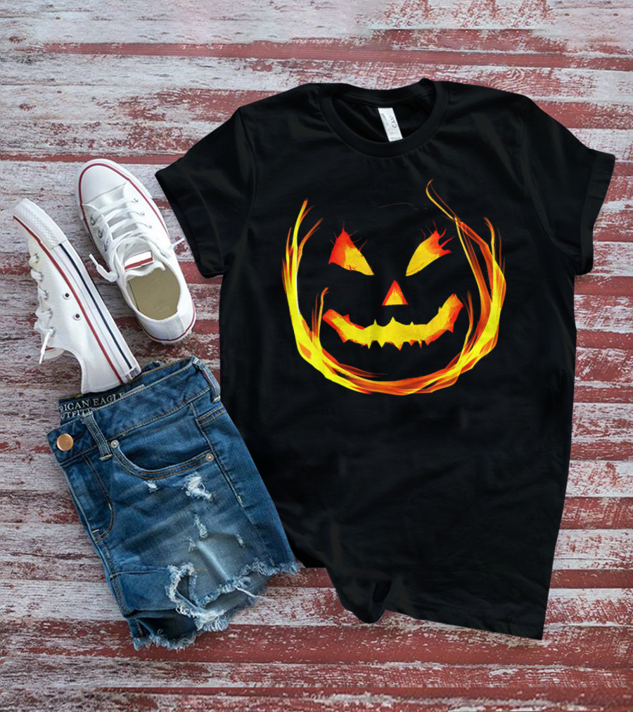 Fun And Spooky Fiery Jack O Lantern Halloween Pumpkin Face T-Shirt