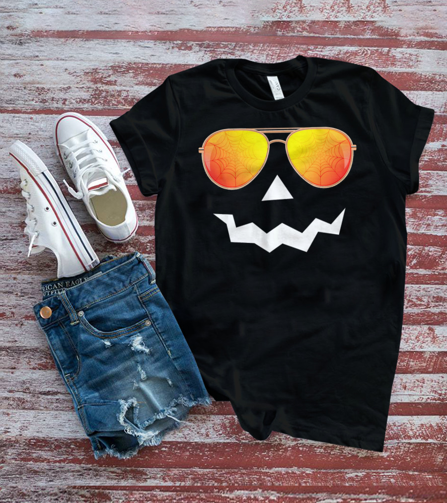 Halloween Jack O Lantern With Sunglasses And Spider Web Reflection T-Shirt