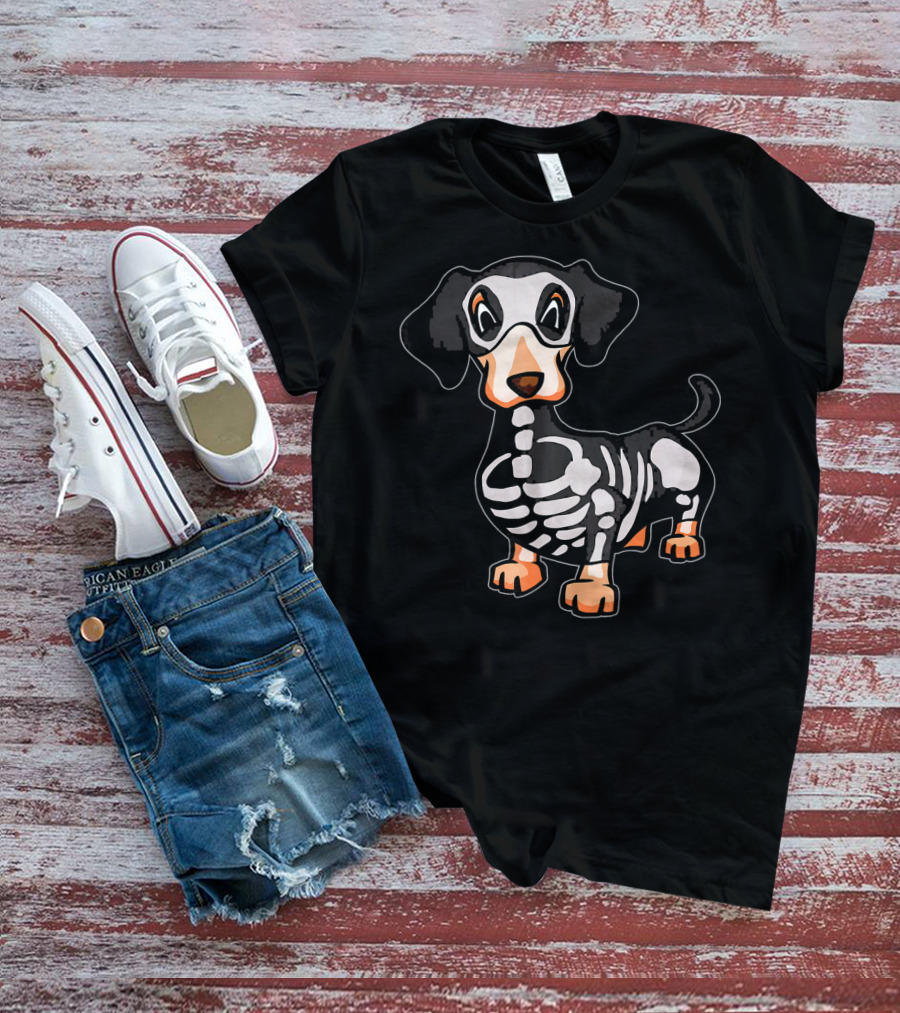 Funny Dachshund Skeleton Bones Halloween Dog T-Shirt