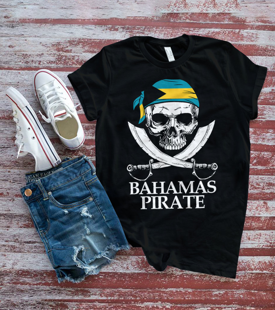 Bahamas Pirate Skull Crossed Cutlasses Jolly Roger Flag Bandana T-Shirt