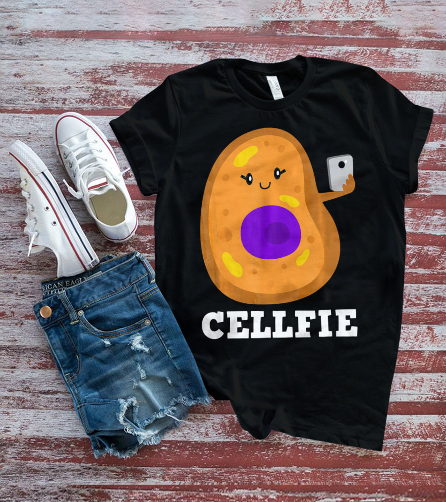 Cute Cell Character Taking Selfie For Science Teacher Enthusiasts T-Shirt