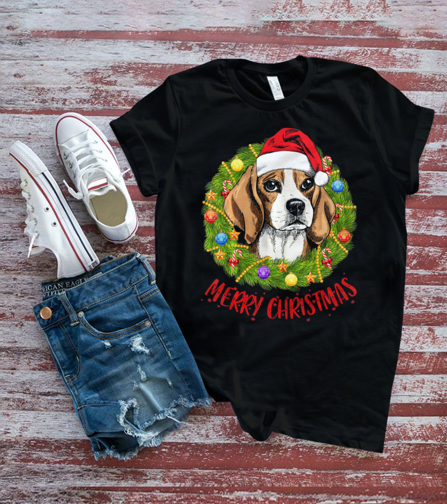 Merry Christmas Beagle Dogs In Santa Hat With Holiday Wreath T-Shirt