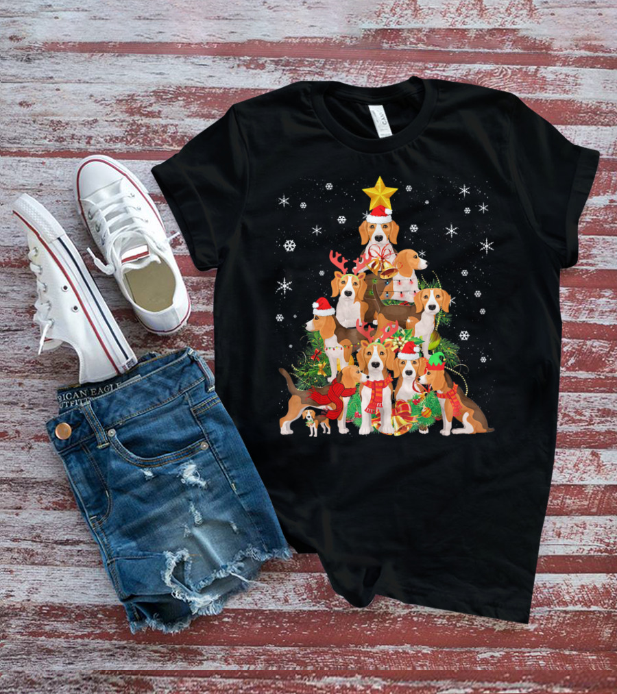 Beagles Christmas Tree With Festive Santa Hats And Reindeer Antlers T-Shirt