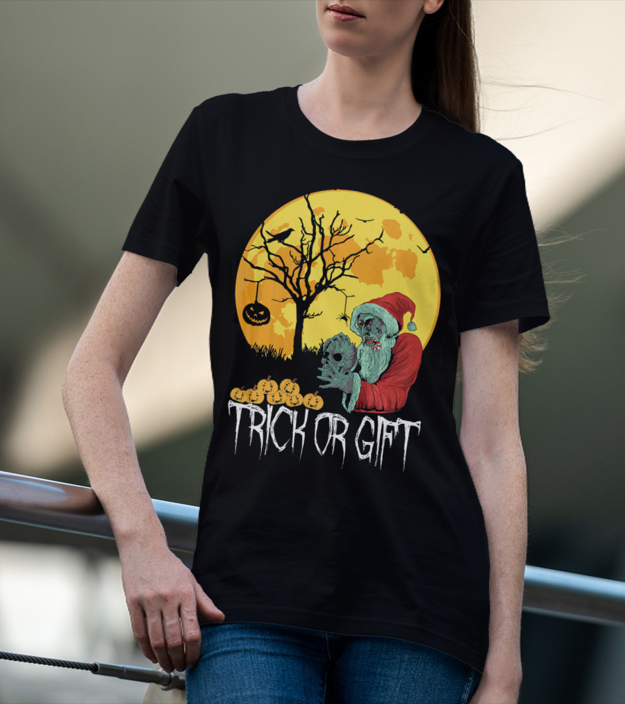 Trick Or Scary Gift Santa Moon Pumpkin Scene T-Shirt