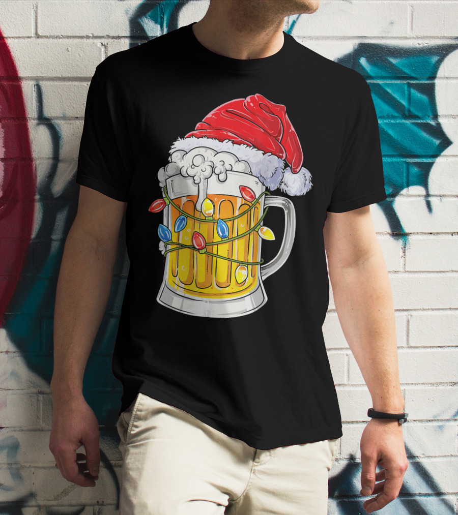 Beer Mug With Santa Hat And Christmas Lights T-Shirt