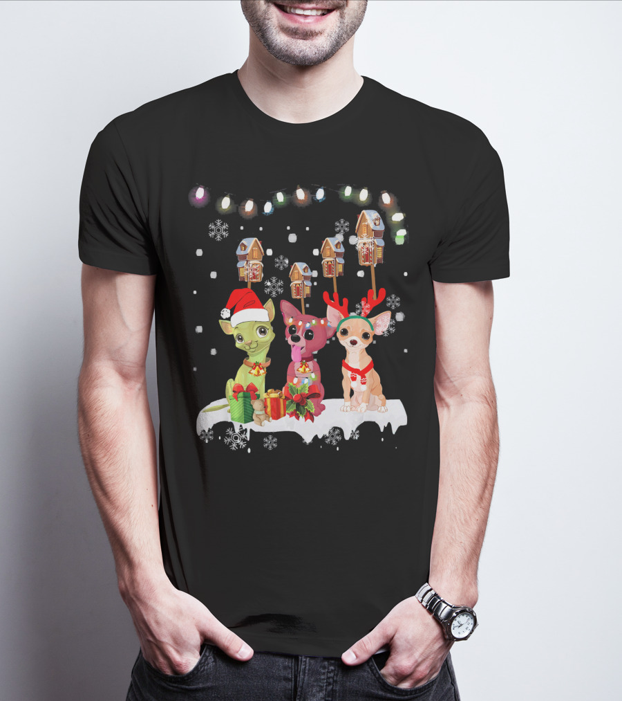 Chihuahua Christmas Light With Santa Hat And Reindeer Antlers T-Shirt