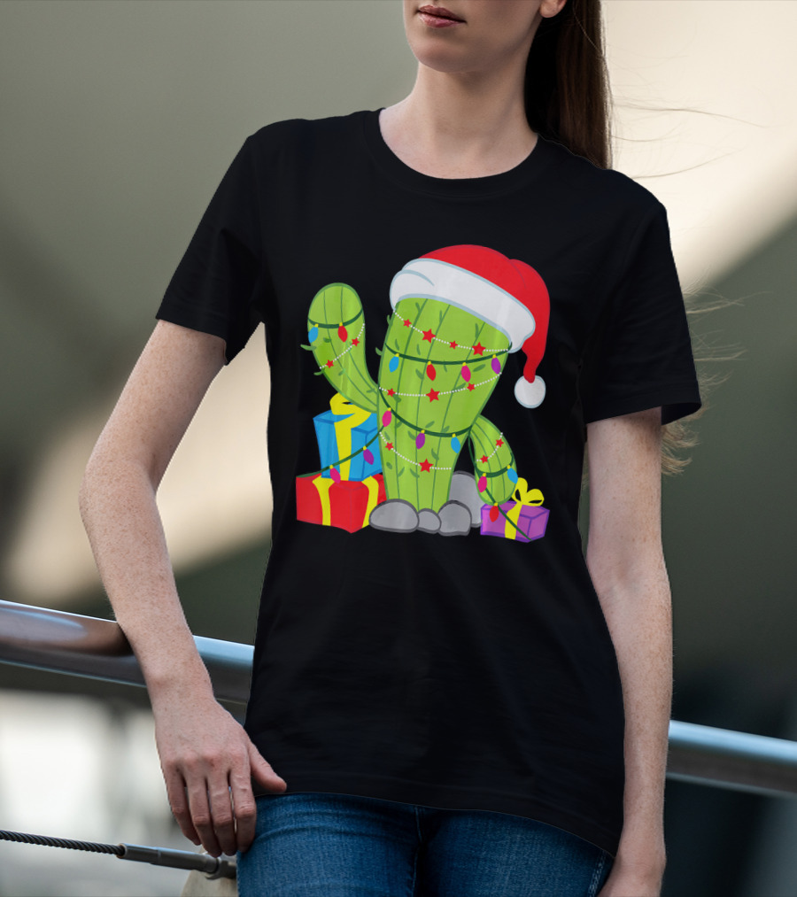 Cactus Tree Santa Hat Christmas Presents Mexican T-Shirt
