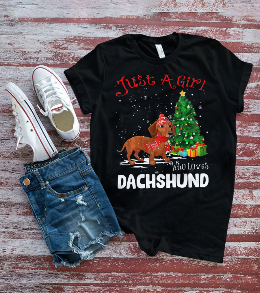Just A Girl Who Loves Dachshund Christmas Tree Snowflakes T-Shirt