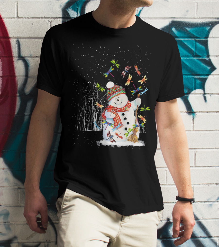 Merry Christmas Dragonfly Snowman In Winter Scene T-Shirt