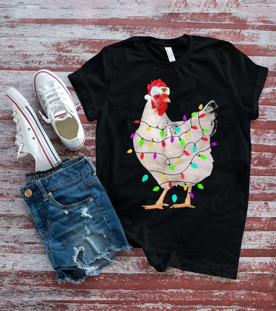 Chicken Christmas Light Funny Chicken Santa Hat Festive Holiday Decor T-Shirt