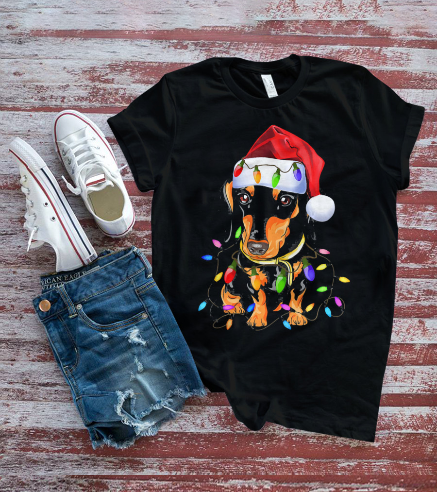 Dachshund Christmas Loves LED Lights Santa Hat T-Shirt