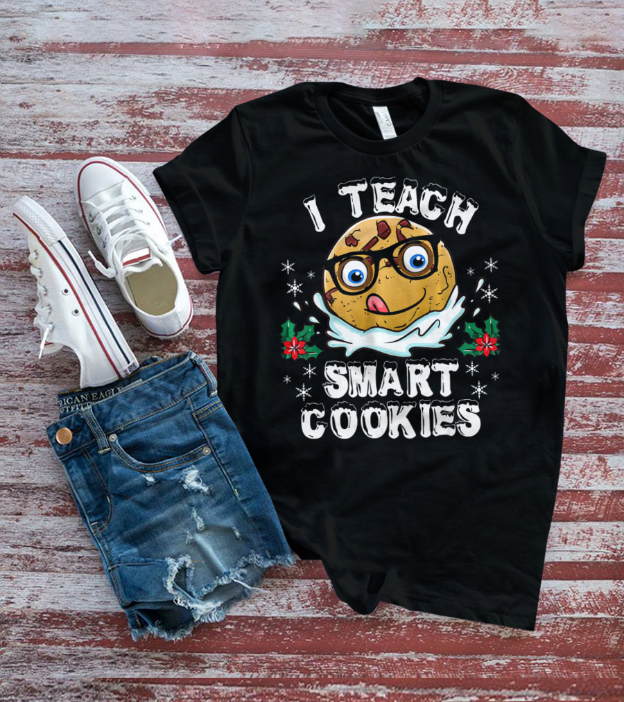 I Teach Smart Cookies Nerdy Christmas Cookie With Glasses And Snowflakes T-Shirt