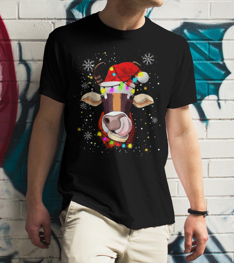 Festive Cow With Santa Hat And Christmas Lights For Animal Lovers T-Shirt