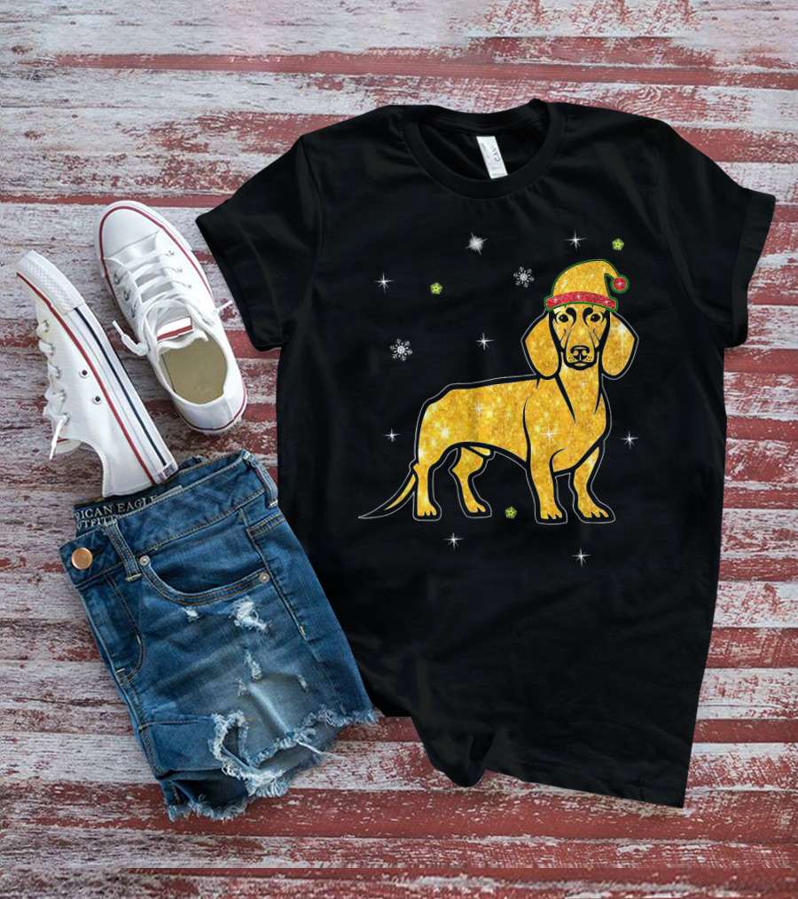 Christmas Lights Glitter Dachshund Dog With Santa Hat And Snowflakes T-Shirt