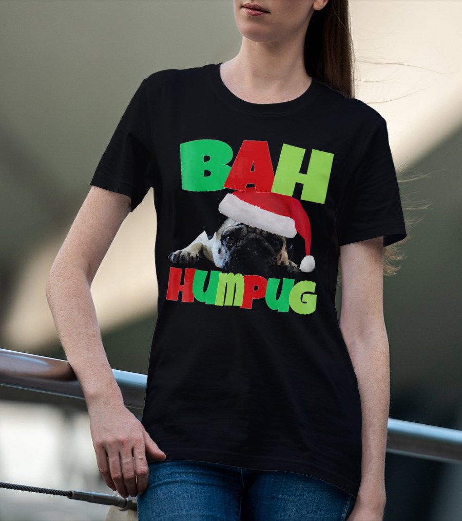 Bah Humpug Santa Hat Funny Grumpy Pug T-Shirt
