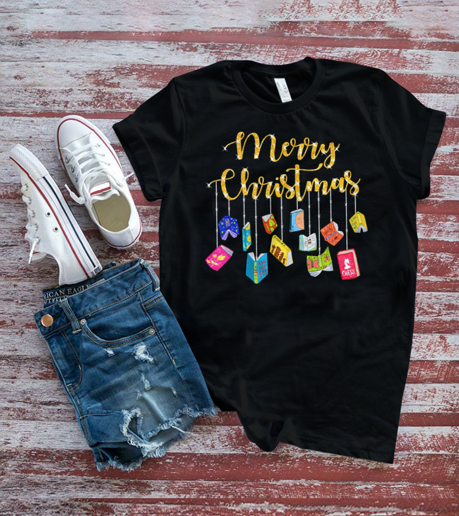 Merry Christmas Happy Reading Books Ornaments T-Shirt