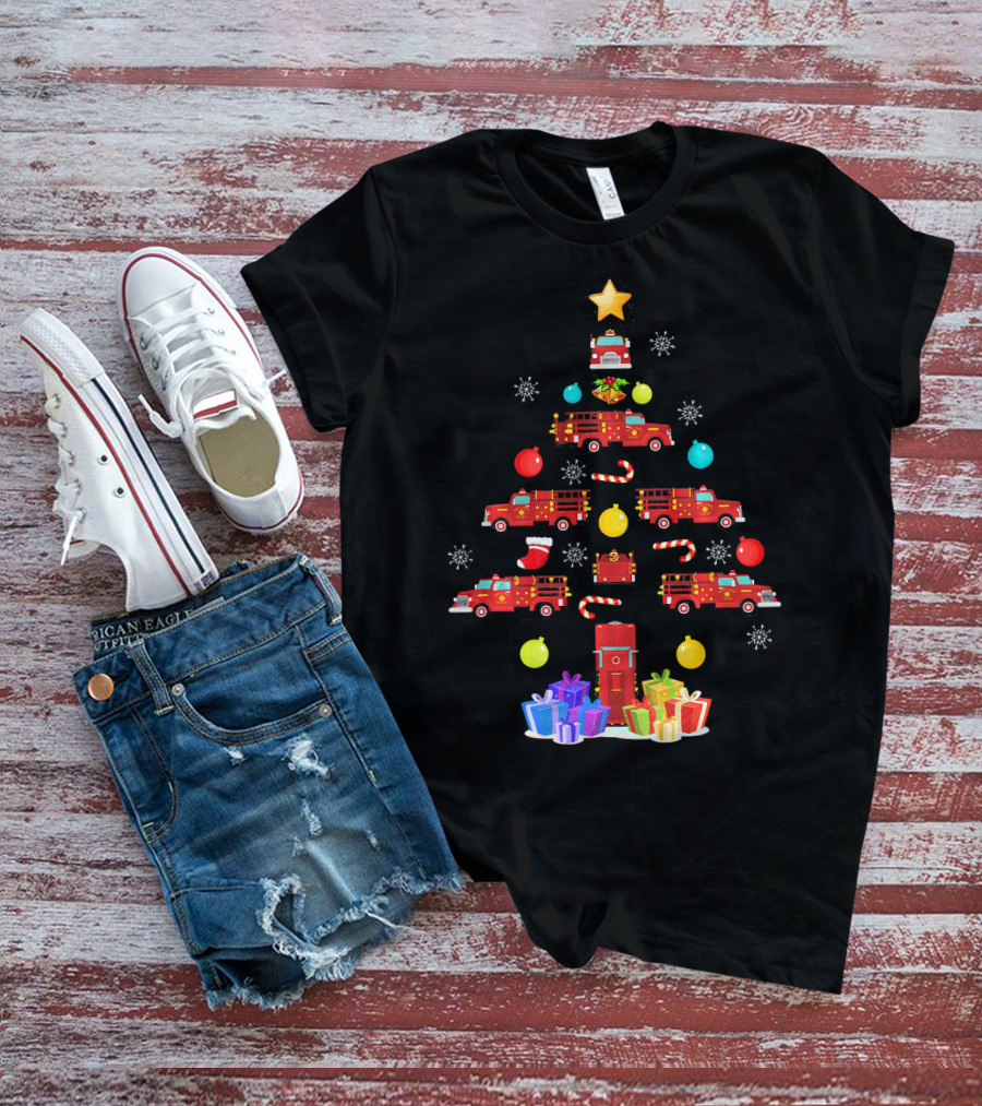 Funny Firefighter Christmas Tree Ornament Fire Truck Star Gifts T-Shirt