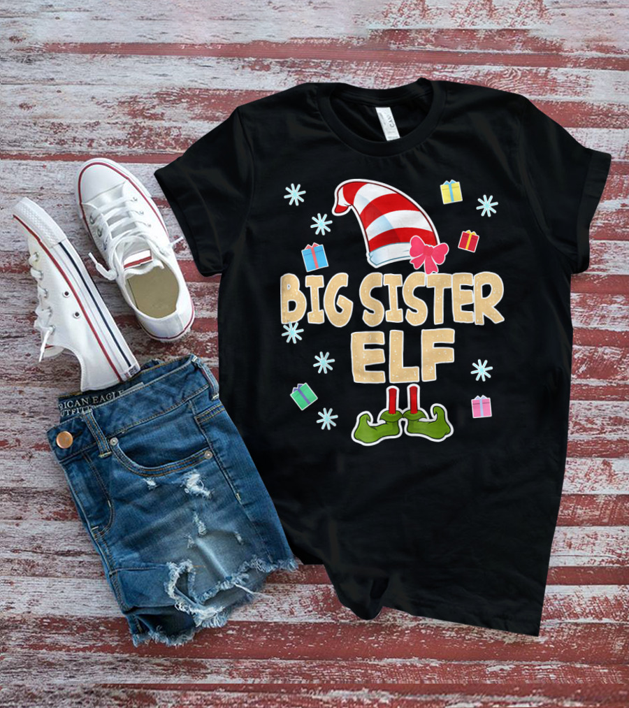 Big Sister Elf With Striped Hat And Gifts T-Shirt