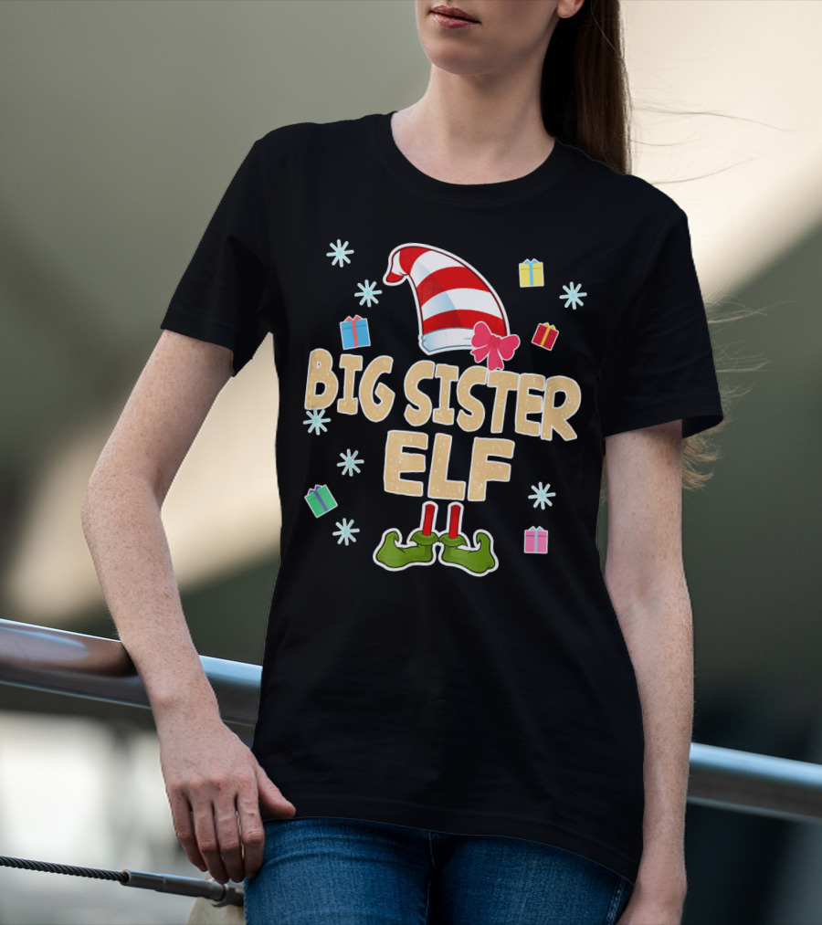 Big Sister Elf With Striped Hat And Gifts T-Shirt