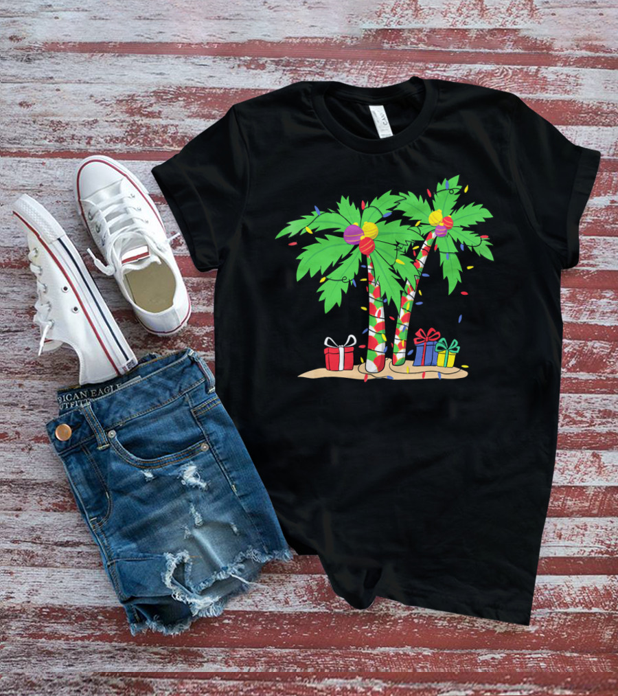 Decorated Christmas Palm Tree With Holiday Lights And Gifts T-Shirt