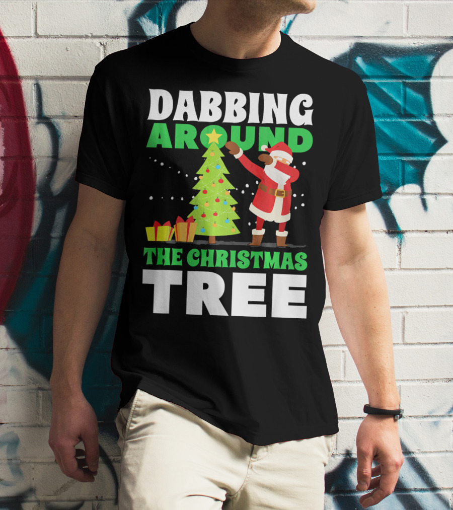 Dabbing Around The Christmas Tree Kris Kringle Merry Christmas San T-Shirt