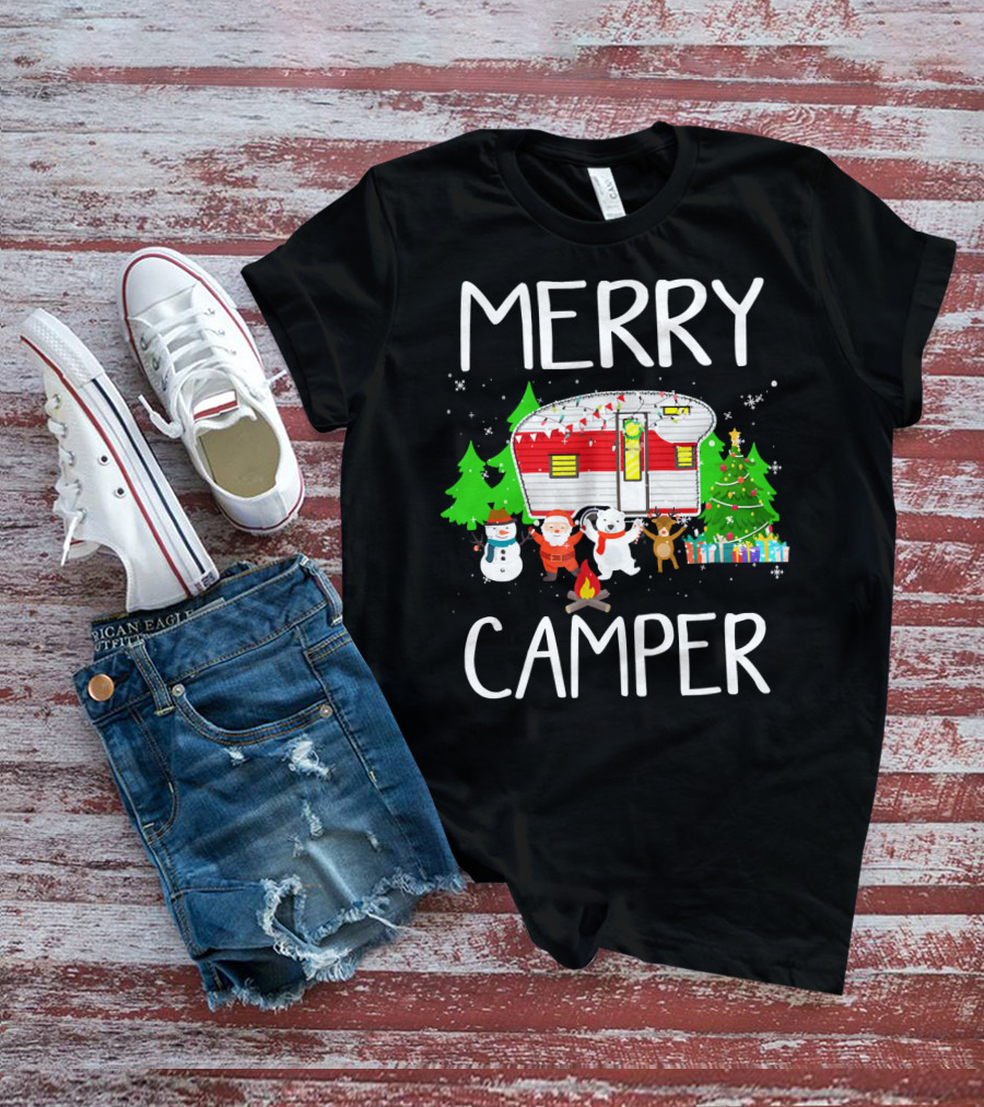 Merry Camper Christmas Santa Snowman Reindeer Campfire Scene T-Shirt